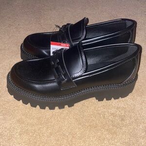 Steve Madden Glossy Black Women Loafer